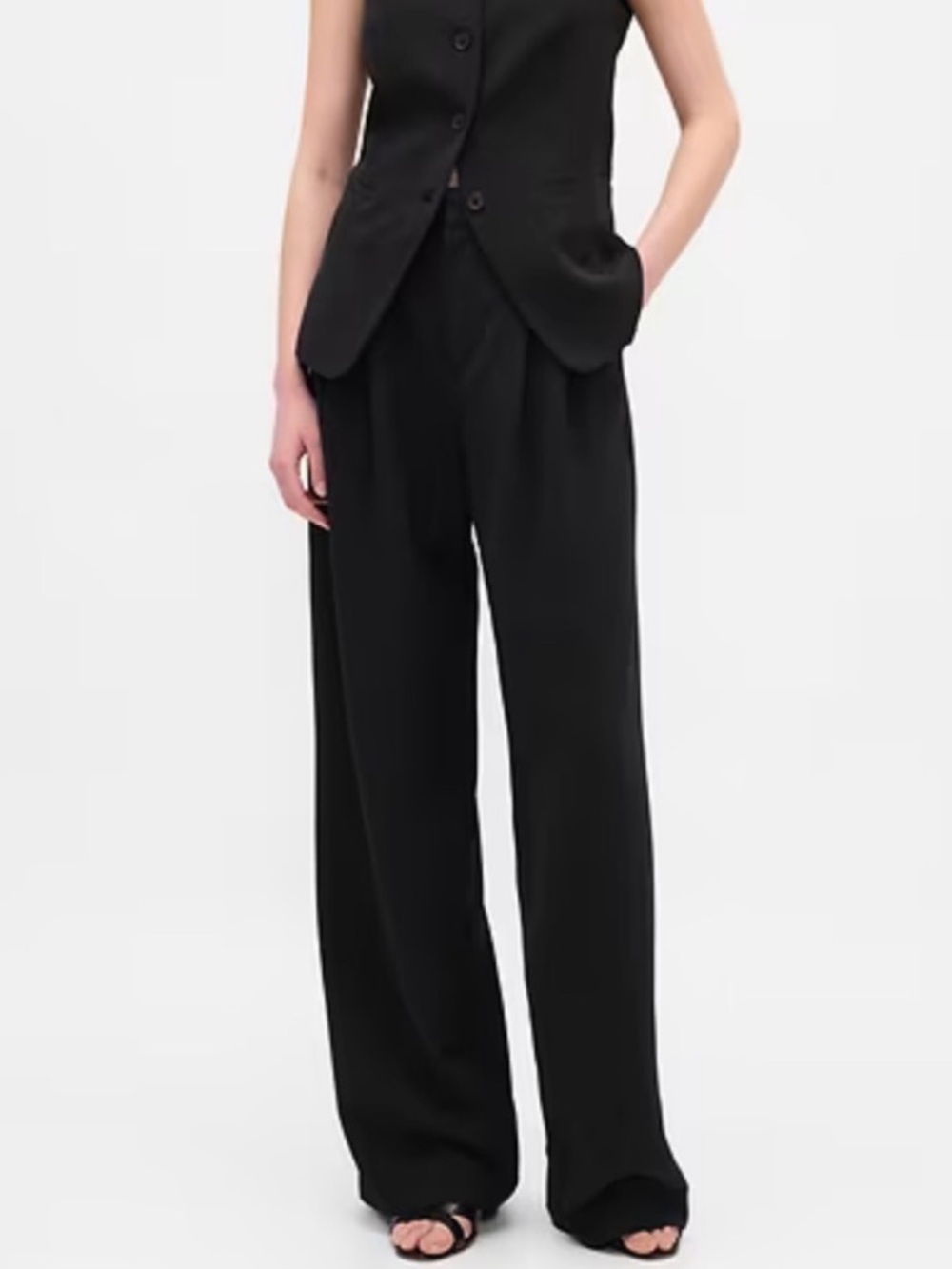 Old Navy Black 360 High Rise Pleated Trouser